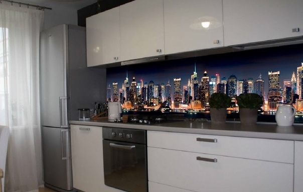 Стеновые панели из АБС-пластика, Кухонный фартук Ночной город 1000x600x1.5 мм глянец